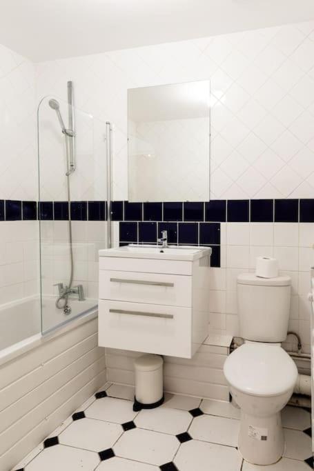 Апартаменты Cosy Decorated Flat In Тонбридж Экстерьер фото